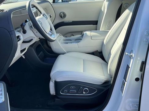 New 2026 Hyundai Palisade Calligraphy FWD image 10
