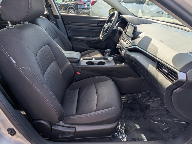 Used 2023 Nissan Altima 2.5 S FWD image 10