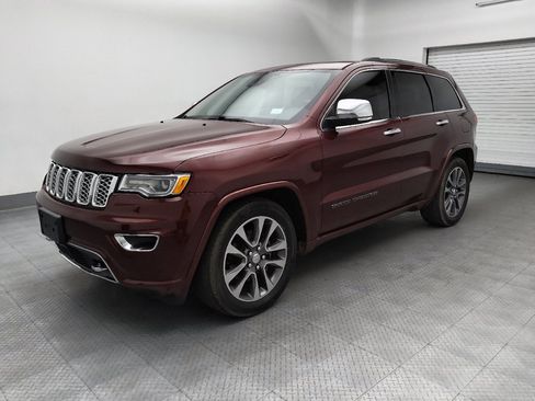 Used 2017 Jeep Grand Cherokee Overland w/ Jeep Active Safety Group AWD/4WD image 2