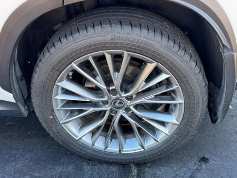 Used 2022 Lexus NX 300h AWD image 5