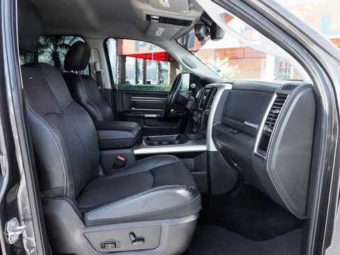 Used 2017 RAM 2500 Laramie w/ Sport Appearance Group image 38