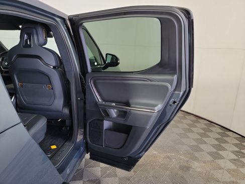 Used 2024 Rivian R1T Adventure AWD/4WD image 19
