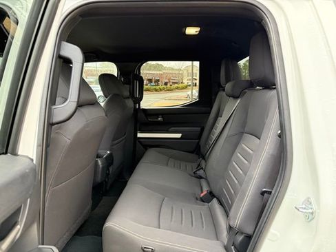 Used 2024 Toyota Tacoma TRD Off-Road image 27