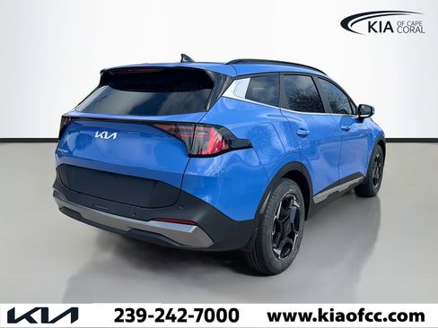 New 2026 Kia Sportage EX w/ EX Panorama Roof Package image 5