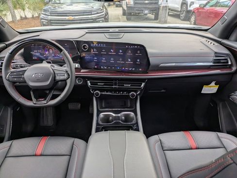 New 2026 Chevrolet Traverse RS FWD image 18