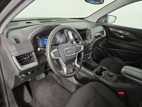 Used 2024 GMC Terrain SLE AWD/4WD image 15
