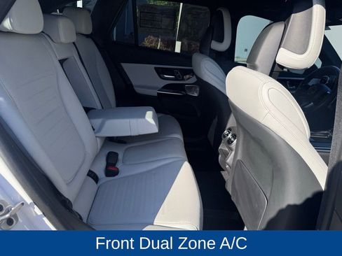 Used 2024 Mercedes-Benz GLC 300 GLC 300 image 19