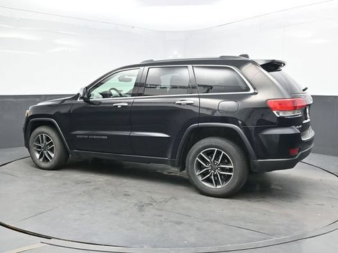 Used 2019 Jeep Grand Cherokee Limited AWD/4WD image 4