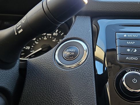 Certified 2022 Nissan Rogue Sport SL image 22