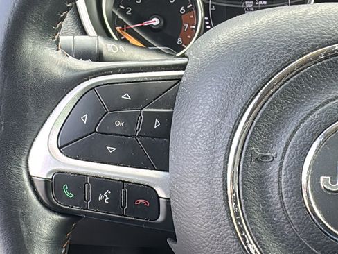 Used 2019 Jeep Compass Latitude image 22