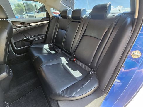 Used 2016 Honda Civic Touring image 17