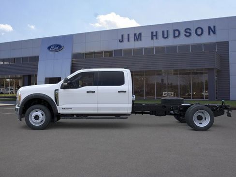 New 2026 Ford F550 4x4 Crew Cab Super Duty image 3