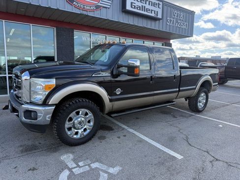 Used 2013 Ford F350 Lariat w/ Chrome Pkg image 5