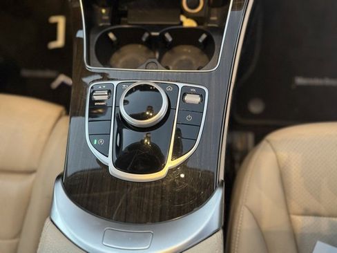 Used 2020 Mercedes-Benz C 300 4MATIC Sedan image 16