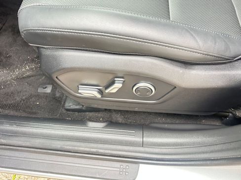 Used 2025 Hyundai Santa Fe SEL image 25