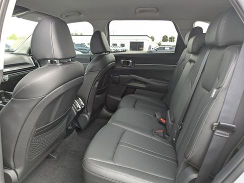 New 2026 Kia Sorento EX FWD image 17