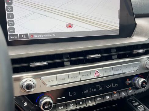 Used 2023 Kia Telluride EX X-Line image 27