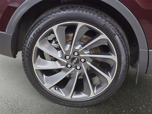 Used 2019 Lincoln Nautilus Reserve w/ Ultimate Package image 35