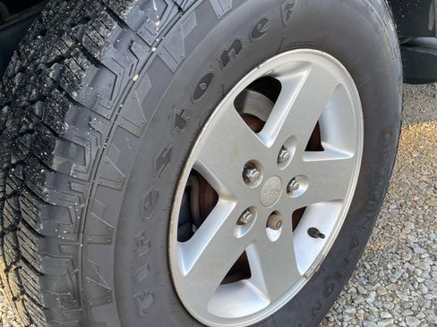 Used 2012 Jeep Wrangler Sport image 10