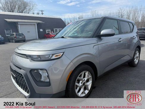 Used 2022 Kia Soul LX w/ Technology Package FWD image 21