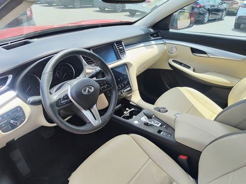 Used 2022 INFINITI QX50 Sensory AWD/4WD image 4