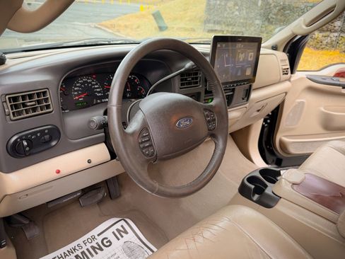 Used 2005 Ford Excursion Limited image 20