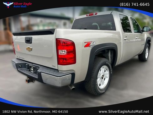 Used 2007 Chevrolet Silverado 1500 LTZ w/ Suspension Package, Off-Road" AWD/4WD image 5