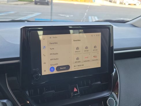 Certified 2025 Toyota Corolla LE image 21