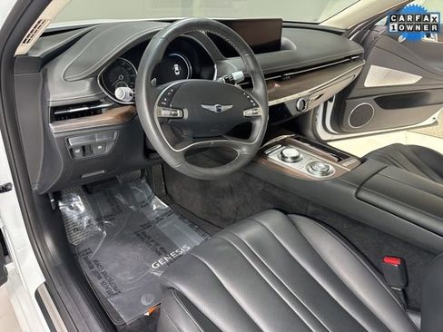 Used 2024 Genesis G80 image 10