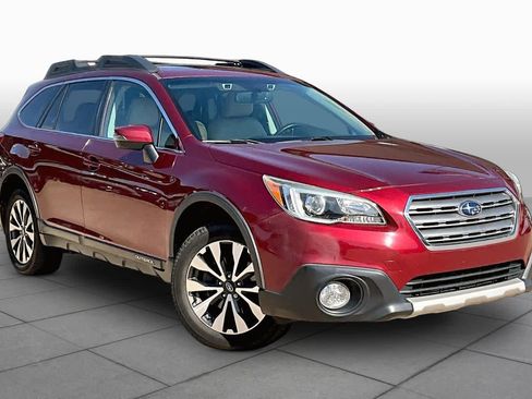 Used 2016 Subaru Outback 2.5i Limited AWD/4WD image 3
