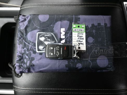 Used 2022 RAM 2500 Laramie w/ Night Edition image 40