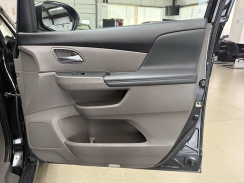 Used 2014 Honda Odyssey EX-L image 15
