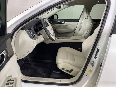 New 2024 Volvo XC60 T8 Plus w/ Protection Package image 4