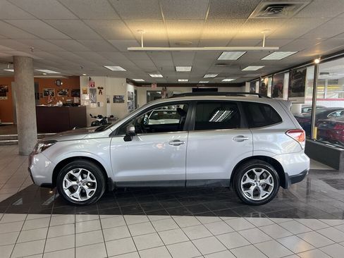 Used 2018 Subaru Forester 2.5i Touring w/ Popular Package #2 image 2