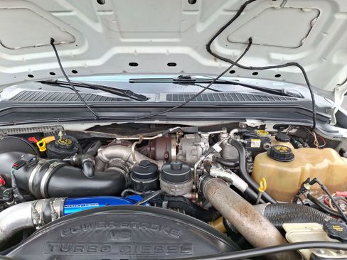 Used 2010 Ford F350 4x4 Crew Cab Super Duty image 23