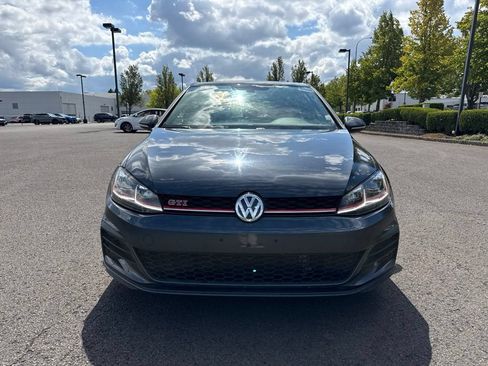 Used 2019 Volkswagen GTI SE FWD image 2