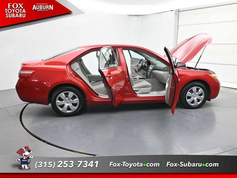 Used 2009 Toyota Camry LE FWD image 38