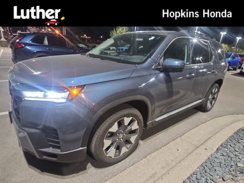Used 2026 Honda Pilot Elite image 1