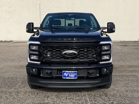 New 2026 Ford F250 Lariat w/ Black Appearance Package AWD/4WD image 9