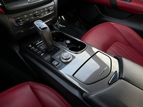 Used 2019 Maserati Ghibli S Q4 image 31