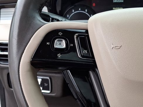 Certified 2022 Lincoln Corsair AWD w/ Premium Package image 23