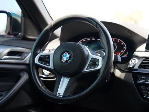 Used 2020 BMW M550i xDrive AWD/4WD image 30