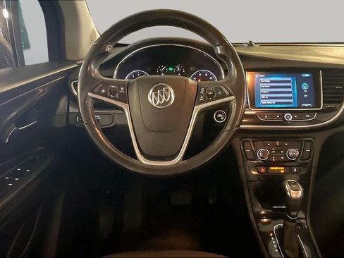 Used 2018 Buick Encore Preferred FWD image 5