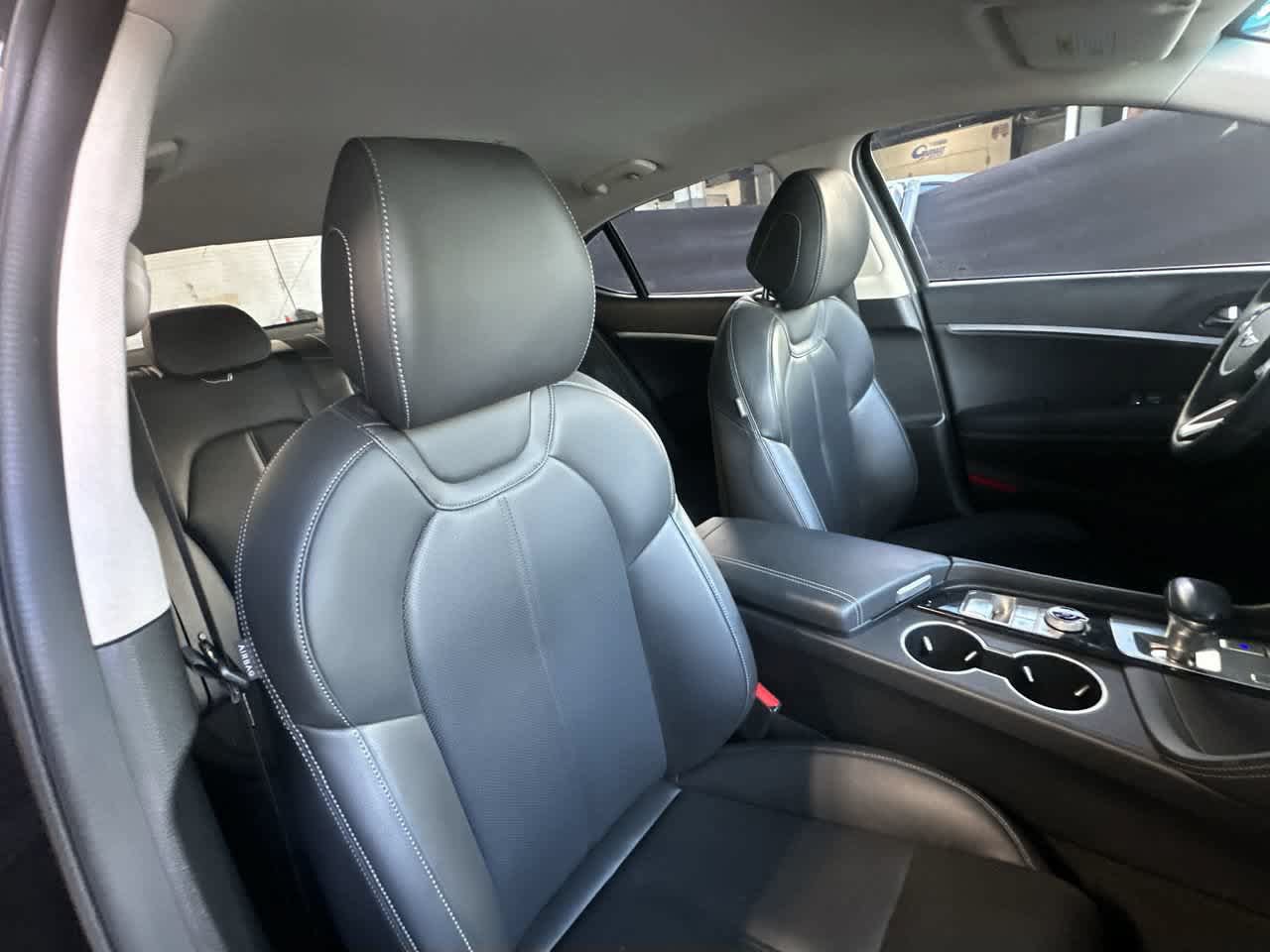 Used 2023 Genesis G70 2.0T RWD image 27