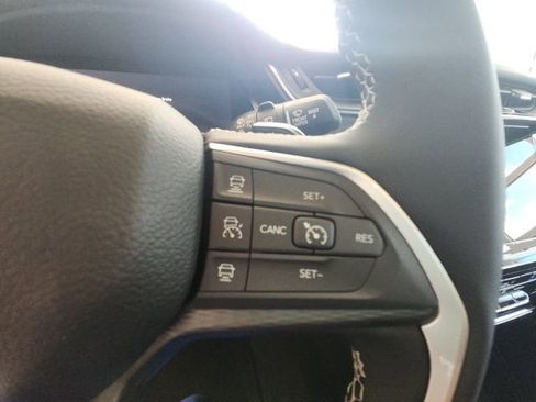 New 2025 Jeep Grand Cherokee L Altitude image 41