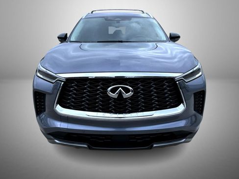 Used 2023 INFINITI QX60 Sensory w/ Vision Package AWD/4WD image 2