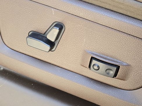 Used 2025 RAM 3500 Longhorn image 12