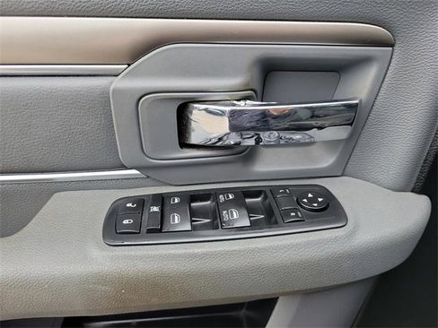 Used 2016 RAM 1500 Big Horn image 17