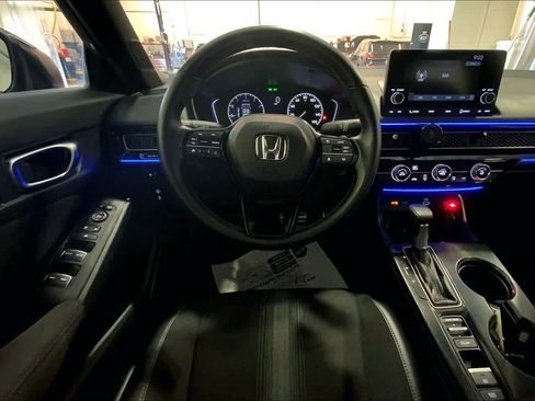 Used 2024 Honda Civic Sport image 6