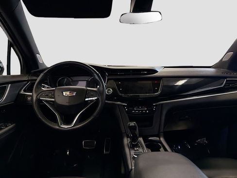 Used 2025 Cadillac XT6 Sport AWD/4WD image 23